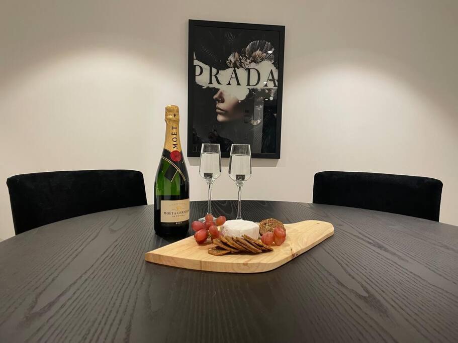 Lux 3 Bedroom Apartment In Southbank Melbourne Bagian luar foto