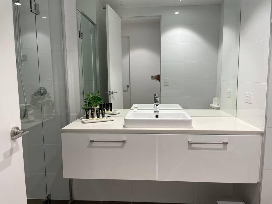 Lux 3 Bedroom Apartment In Southbank Melbourne Bagian luar foto